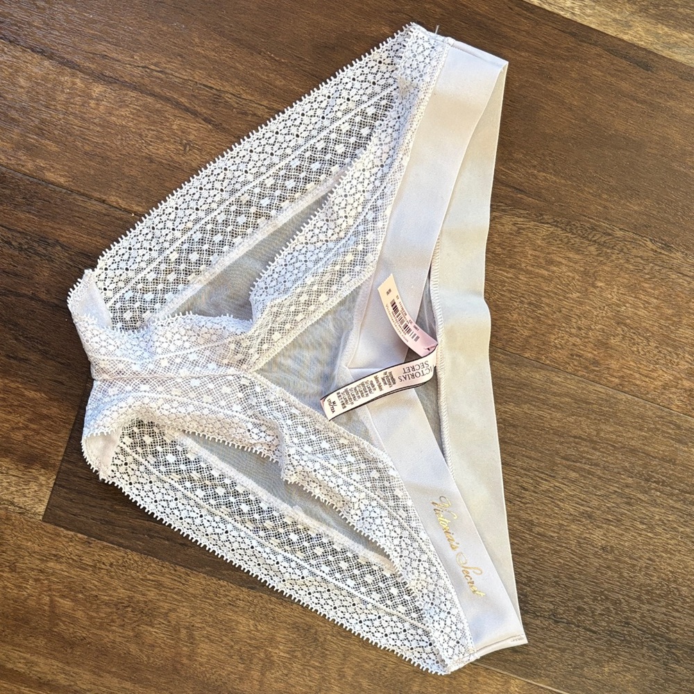 NWT- Victoria's Secret light violet Lace Panties